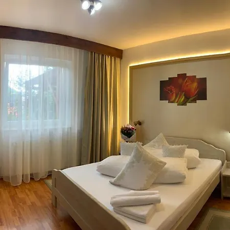 Thomas Guest house
